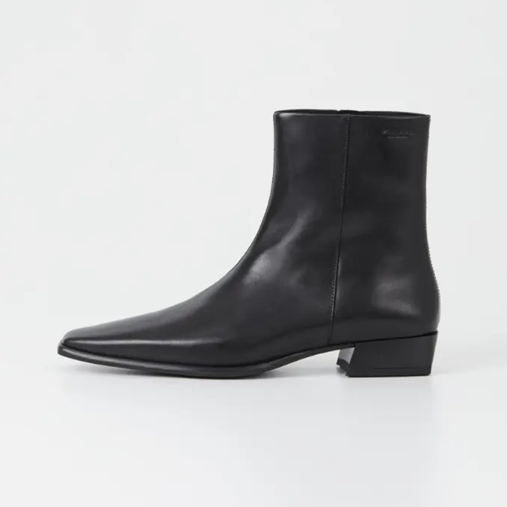 Vagabond Nella Pointed Booties (size 40)